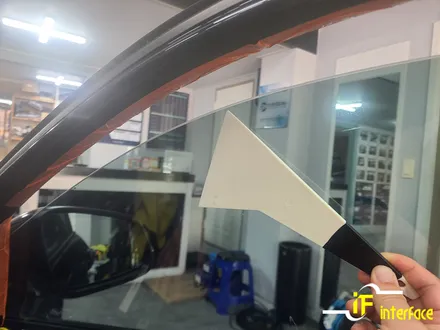 김해 수입차 썬팅 BMW 118d 아마테라스 HH 최상급 필름 재시공 / 김해,양산,부산