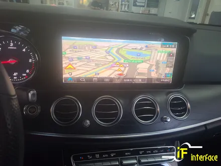 벤츠 W213 E220 터치 지원 안드로이드 내비게이션 M2C200A / 김해,양산,부산