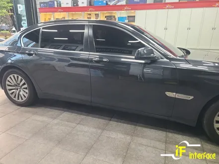 BMW 7시리즈 김해 썬팅 오래된 썬팅 벗기고 열차단 레인보우 필름 재작업 / 김해,양산,부산