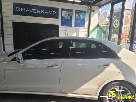 김해 벤츠 E220 하버캠프 세라믹본드 썬팅 파인뷰 블랙박스 LX5000 장착 / 김해,양산,부산