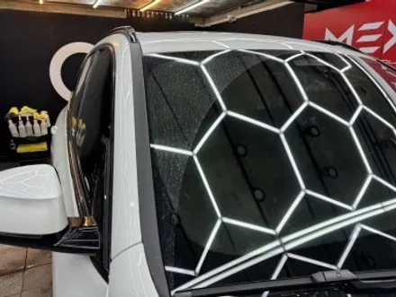부산 금정구 세차 철분제거 디테일링 BMW IX / 부산 금정구