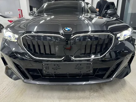 [BMW 신형 5시리즈] 부산 금정구 그릴 랩핑으로 크롬 죽이기 / 부산 금정구