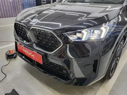 부산 BMW X2 그릴 랩핑 작업 / 부산 금정구