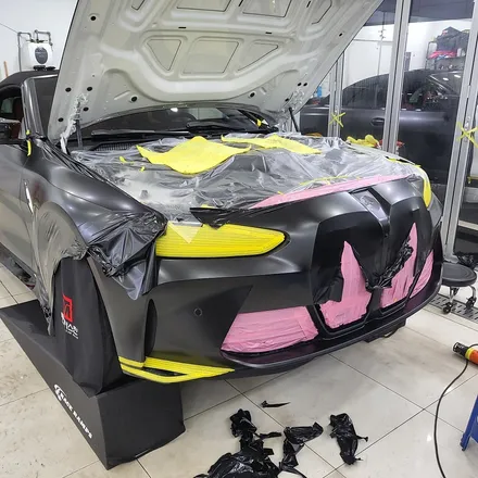 BMW M4 컨버터블 사틴블랙 앞범퍼 앞휀다 랩핑 / 사고로 인한 부분랩핑 진행 해드렸습니다^^ / 인천 남동구 랩핑 / 인천 남동구 논현동