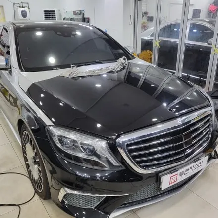 인천랩핑 벤츠 S63 amg 기존랩핑 제거 후 BMW 탄자나이트 컬러로 전체랩핑 진행 / 추가로 부분 실버크롬랩핑으로 고급스럽게 만들어 드렸습니다 / 인천 남동구 논현동