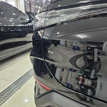 BYD 씨라이언7 신차 블랙아웃! 전후면 BYD 엠블럼 랩핑 & 레터링 제거 시공 / 인천 남동구 논현동