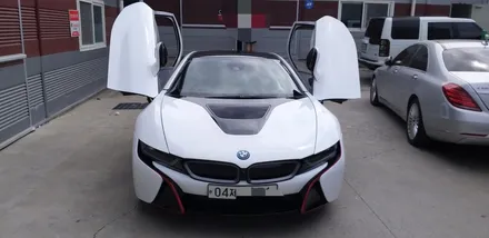 인천랩핑 BMW i8 화이트랩핑 / i8 랩핑 전문점 / 깔끔한 화이트 슈트를 입은 느낌 / 청라랩핑 / 인천 남동구 논현동