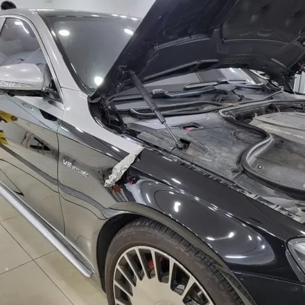 인천랩핑 벤츠 S63 amg 기존랩핑 제거 후 BMW 탄자나이트 컬러로 전체랩핑 진행 / 추가로 부분 실버크롬랩핑으로 고급스럽게 만들어 드렸습니다 / 인천 남동구 논현동