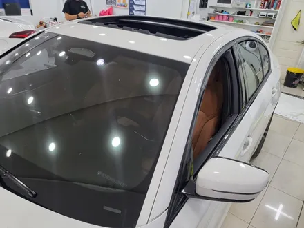 BMW 5시리즈 루프스킨 잘하는곳 / 블랙ppf 루프스킨 / 최고의 광도, 발수력, 필름 수명까지 랩핑지보다 한수 위 / 인천ppf잘하는곳 / 인천 서구, 부평, 부천
