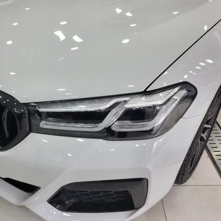 BMW 5시리즈 G30 랩핑제거 , 카본파츠제거, 라이트PPF / 여러군데 업체 비교해보시고 방문 주셨습니다^^ 감사합니다. / 인천랩핑 인천ppf / 인천 서구, 부평, 부천