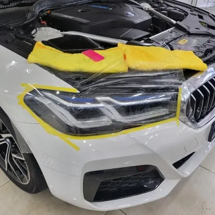 BMW 5시리즈 윈도우크롬 죽이기 / 생활보호PPF 작업 / 인천랩핑 전문점 투맨카스킨 / 인천 남동구 논현동
