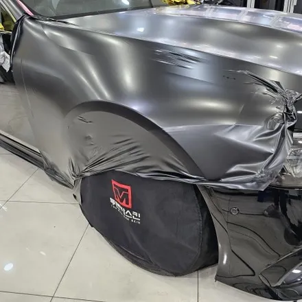 벤츠 GT43 AMG 기존 랩핑지 제거 후 사틴블랙 전체랩핑 시공 완료 / 인천 남동구 논현동