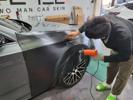 [투맨카스킨]BMW 5gt 전체랩핑 / 실내랩핑 / 브러쉬드블랙메탈릭 / 3m2080 / 인천랩핑 / 논현랩핑 / 시흥랩핑 / 송도랩핑 / 청라랩핑 / 인천 서구, 부평, 부천