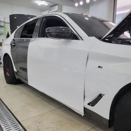인천랩핑 BMW 5시리즈 3m2080 화이트 골드 스파클 전체랩핑 / 인천 남동구 논현동