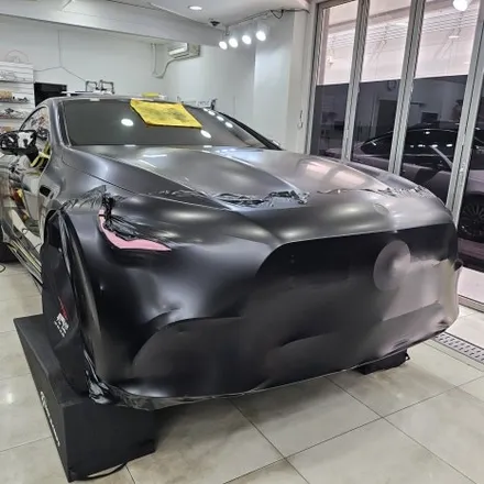 벤츠 GT43 AMG 기존 랩핑지 제거 후 사틴블랙 전체랩핑 시공 완료 / 인천 남동구 논현동