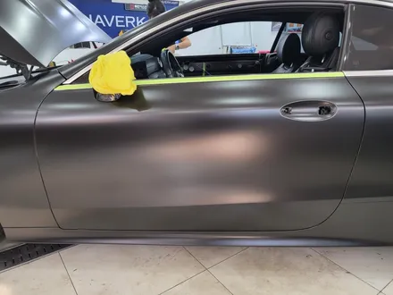 벤츠 E220d 4matic 쿠페 전체랩핑 잘하는곳 / 사틴블랙 랩핑 / 안성랩핑 안성시랩핑 안성ppf 안성시ppf / 인천 서구, 부평, 부천