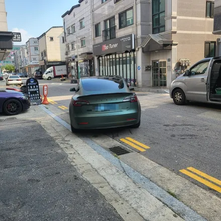 인천랩핑 테슬라 모델3 앞범퍼 랩핑 재시공 / 3m 매트파인그린메탈릭 / 랩핑 재 시공으로 다시 깔끔하게 완성시켜드렸습니다 / 인천 남동구 논현동