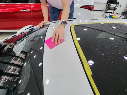 BMW 5시리즈 루프스킨 잘하는곳 / 블랙ppf 루프스킨 / 최고의 광도, 발수력, 필름 수명까지 랩핑지보다 한수 위 / 인천ppf잘하는곳 / 인천 서구, 부평, 부천