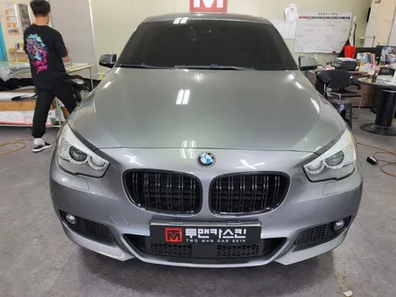 [투맨카스킨]BMW 5gt 전체랩핑 / 실내랩핑 / 브러쉬드블랙메탈릭 / 3m2080 / 인천랩핑 / 논현랩핑 / 시흥랩핑 / 송도랩핑 / 청라랩핑 / 인천 서구, 부평, 부천