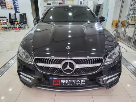 벤츠 E220d 4matic 쿠페 전체랩핑 잘하는곳 / 사틴블랙 랩핑 / 안성랩핑 안성시랩핑 안성ppf 안성시ppf / 인천 서구, 부평, 부천