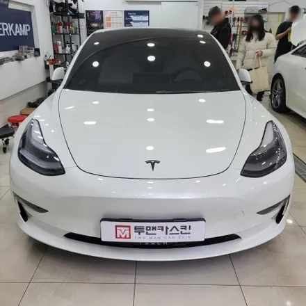 인천랩핑 테슬라 모델3 엠블럼과 레터링 교체로 조금 더 유니크하게 꾸미기~! / 인천랩핑 전문점 투맨카스킨 / 인천 서구, 부평, 부천