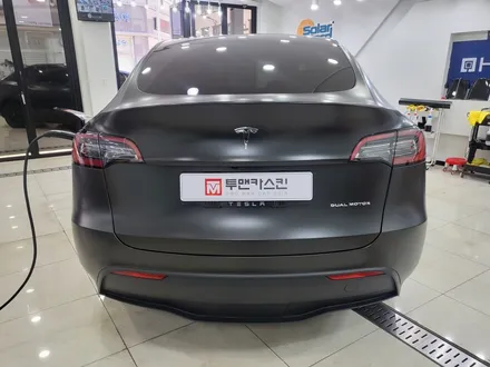 테슬라 모델Y 랩핑 잘하는곳 / 9개월 기다림끝에 최고의 결과물로 보답해드렸습니다 / 메탈릭 블랙 락 그레이 / 서천랩핑 서천군랩핑 / 인천 서구, 부평, 부천