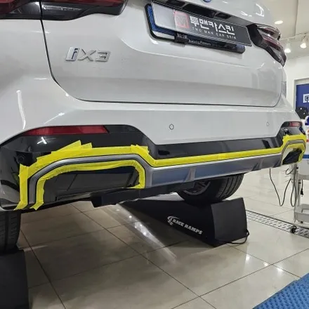 BMW ix3 그릴랩핑 사이드미러랩핑 디퓨져랩핑 / 3m2080 유광블랙 / 인천 남동구 논현동