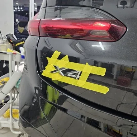BMW X4 블랙 차량 생활보호PPF & 스포일러 + 블랙 레터링 작업 / 인천 남동구 논현동