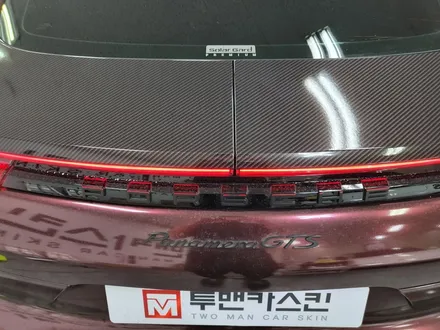 [투맨카스킨] 포르쉐 파나메라 스포일러 카본랩핑 / GTS 스포일러 랩핑 / 파나메라 GTS 스포일러 / 인천랩핑 / 청라랩핑 / 송도랩핑 / 논현랩핑 / 시흥랩핑 / 인천 서구, 부평, 부천