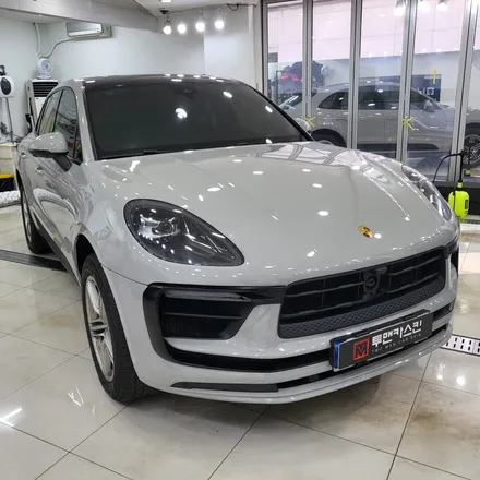인천 랩핑 포르쉐 마칸s 순정 포르쉐 컬러로 전체랩핑 진행 해드렸습니다! / 포르쉐 순정 컬러 랩핑 AX film - Chalk Gray / 챠크그레이 쵸크그레이 랩핑 / 인천 서구, 부평, 부천
