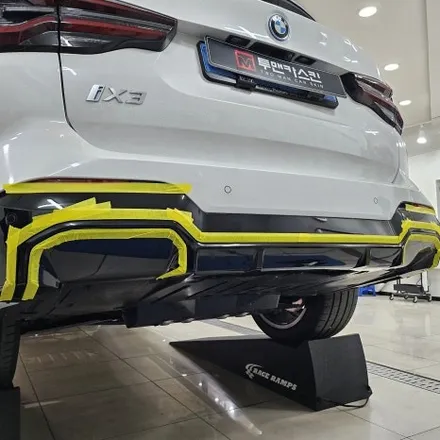 BMW ix3 그릴랩핑 사이드미러랩핑 디퓨져랩핑 / 3m2080 유광블랙 / 인천 남동구 논현동