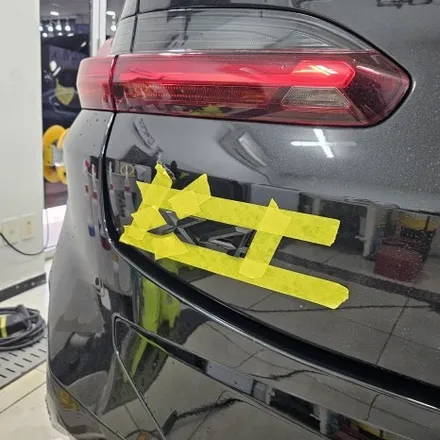BMW X4 블랙 차량 생활보호PPF & 스포일러 + 블랙 레터링 작업 / 인천 남동구 논현동