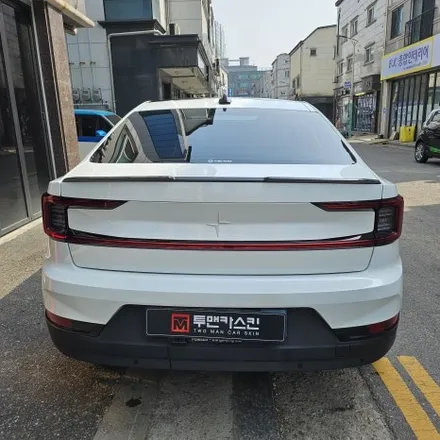 인천랩핑 폴스타2 차량에 어울리는 사이드데칼 시공 / 인천 남동구 논현동