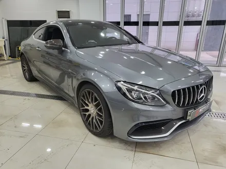 [투맨카스킨] 벤츠 C63s AMG 전체랩핑 / 글로스 마그네틱 버스트 / 에이버리데니슨 / 인천랩핑 C63랩핑 전문점 / 송도랩핑 / 논현랩핑 / 벤츠랩핑전문점 / 인천ppf / 인천 서구, 부평, 부천