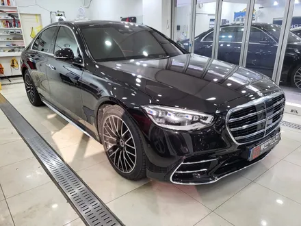 벤츠 S클래스 랩핑 잘하는곳 / 벤츠 S500 4matic / 깔끔한 순백의 화이트 랩핑 / 에이버리데니슨 / 유광화이트 / 인천 연수구 랩핑 / 송도랩핑 / 인천 서구, 부평, 부천