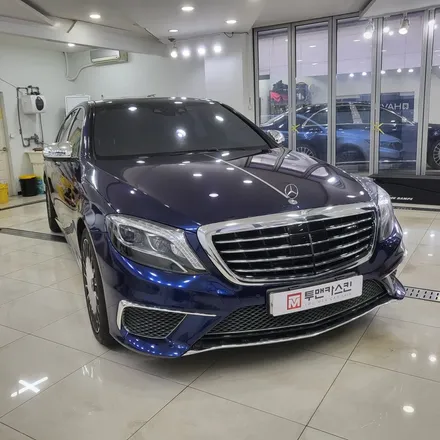 인천랩핑 벤츠 S63 amg 기존랩핑 제거 후 BMW 탄자나이트 컬러로 전체랩핑 진행 / 추가로 부분 실버크롬랩핑으로 고급스럽게 만들어 드렸습니다 / 인천 남동구 논현동