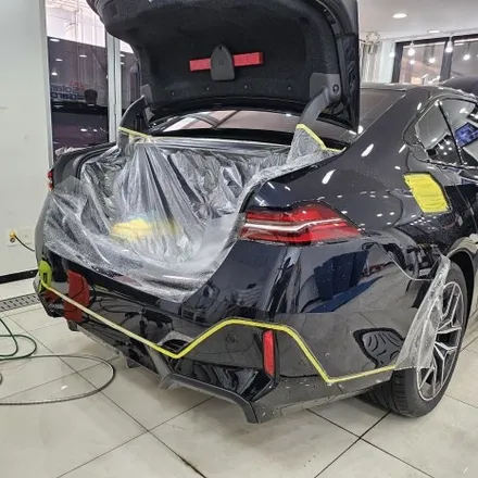 BMW i5 전체 PPF 작업 및 아이코닉글로우 그릴 유광블랙 랩핑 / 인천PPF 전문 / 인천 남동구 논현동