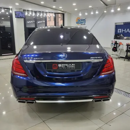 인천랩핑 벤츠 S63 amg 기존랩핑 제거 후 BMW 탄자나이트 컬러로 전체랩핑 진행 / 추가로 부분 실버크롬랩핑으로 고급스럽게 만들어 드렸습니다 / 인천 남동구 논현동