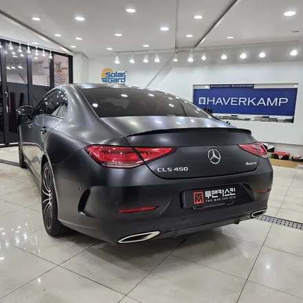 벤츠 CLS450 사틴블랙 전체랩핑 / 라이트 톤다운 작업으로 포스있는 벤츠 CLS 차량으로 만들어 드렸습니다 / 송도랩핑 투맨카스킨 / 인천 남동구 논현동