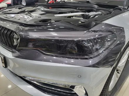 BMW 5시리즈 G30 랩핑잘하는곳 / 전체 크롬딜리트로 차량을 더욱 포스있게 변신완료 / 루프스킨 / 라이트필름 톤다운 / 서산랩핑 서산시랩핑 서산ppf 서산시ppf / 인천 서구, 부평, 부천