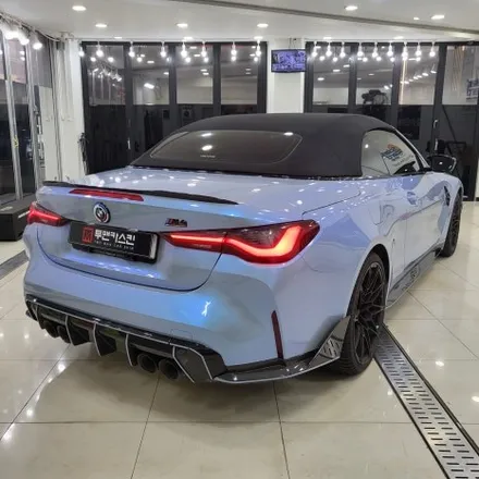 BMW M4 기존 사틴블랙 랩핑 제거 후 오토벨벳 문스톤 그레이 컬러로 전체랩핑 재 시공 해드렸습니다^^ 추가로 커스텀 데칼까지!/ BMW M4 랩핑 전문점 투맨카스킨 / 파주랩핑 / 인천 남동구 논현동