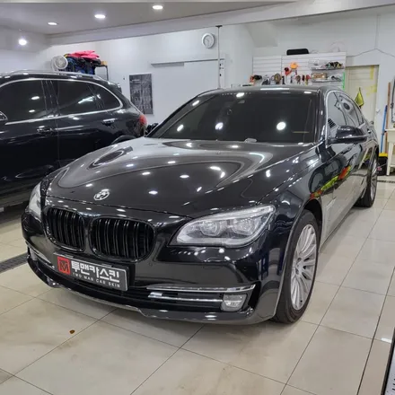 인천랩핑 BMW 7시리즈 전체크롬죽이기 작업기 / 3m2080유광블랙 사용 / 엠블럼 레터링 이지튠작업 / 인천 남동구 논현동