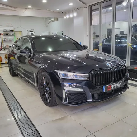 송도랩핑 BMW 7시리즈 크롬죽이기 잘하는곳 / BMW 730d 랩핑 전문점 투맨카스킨 / 인천 남동구 논현동
