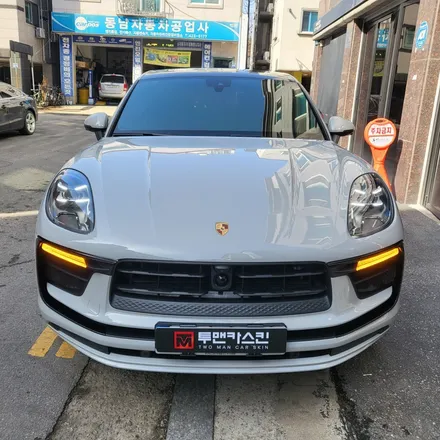 인천 랩핑 포르쉐 마칸s 순정 포르쉐 컬러로 전체랩핑 진행 해드렸습니다! / 포르쉐 순정 컬러 랩핑 AX film - Chalk Gray / 챠크그레이 쵸크그레이 랩핑 / 인천 서구, 부평, 부천