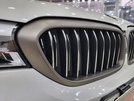 BMW 5시리즈 G30 세륨그레이 스타일 랩핑으로 꾸미기 / 3m 매트챠콜메탈릭 / 5시리즈 랩핑 잘하는곳 / 옥천 랩핑 옥천군 랩핑 / 인천 서구, 부평, 부천