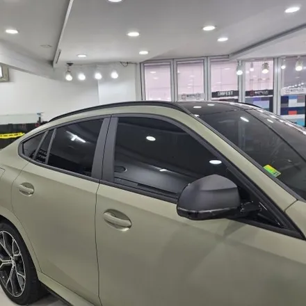 BMW X6 전체랩핑 제거 후 새로운 컬러로 대 변신 완료 / 에이버리데니슨 매트카키그린 / 인천 남동구 논현동