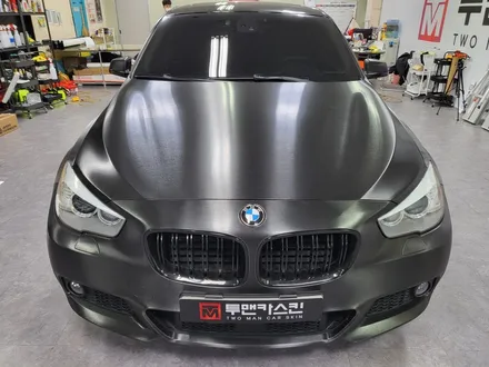 [투맨카스킨]BMW 5gt 전체랩핑 / 실내랩핑 / 브러쉬드블랙메탈릭 / 3m2080 / 인천랩핑 / 논현랩핑 / 시흥랩핑 / 송도랩핑 / 청라랩핑 / 인천 서구, 부평, 부천