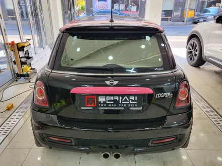 미니쿠퍼 루프스킨 작업포스팅 / 미니쿠퍼 사이드미러랩핑 주유구랩핑 /미니쿠퍼랩핑 미니쿠퍼s / 구리랩핑 구리시랩핑 구리ppf 구리시ppf 구리썬팅 구리시썬팅 / 인천 서구, 부평, 부천