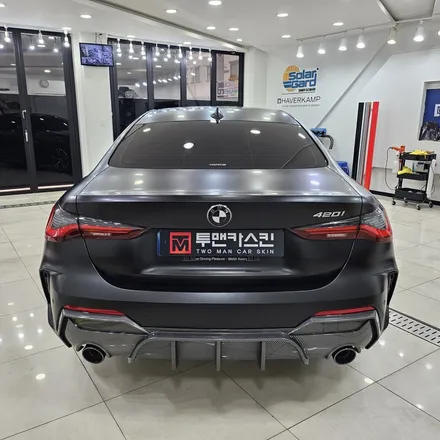 BMW 4시리즈 쿠페 뒤휀다 사틴블랙 랩핑 재 시공 / 불가피한 사고로인해 부분랩핑 재시공 해드렸습니다^^ / 부천랩핑 / 인천 남동구 논현동
