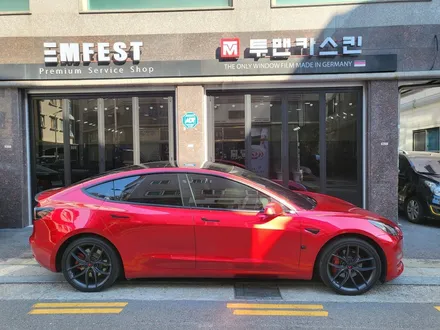 테슬라 모델3 랩핑전문점 / 빨간색 랩핑중 무족건 1등 / AX Wrap - Soul Red / 에이엑스랩 소울레드 랩핑 / 모델3랩핑전문점 / 종로랩핑 종로구랩핑 서울종로랩핑 / 인천 서구, 부평, 부천